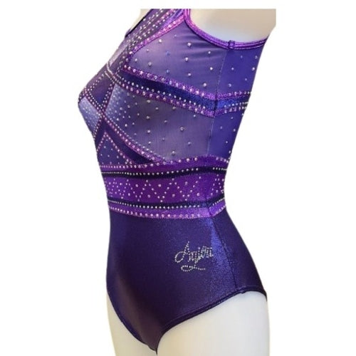 Turnanzug Amethyst, ärmellos, Violett mit Strasssteinen
